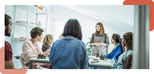 Approfondir par le dialogue terrain